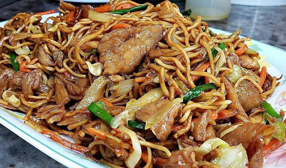 Chicken Chow Mein with the Best Chow Mein Sauce | Susan Lizotte albert ...