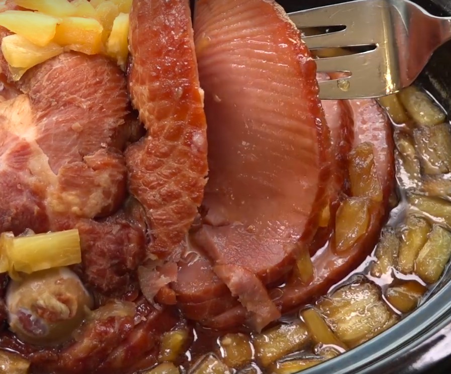 spiral ham in crockpot with brown sugar and pineapple juice