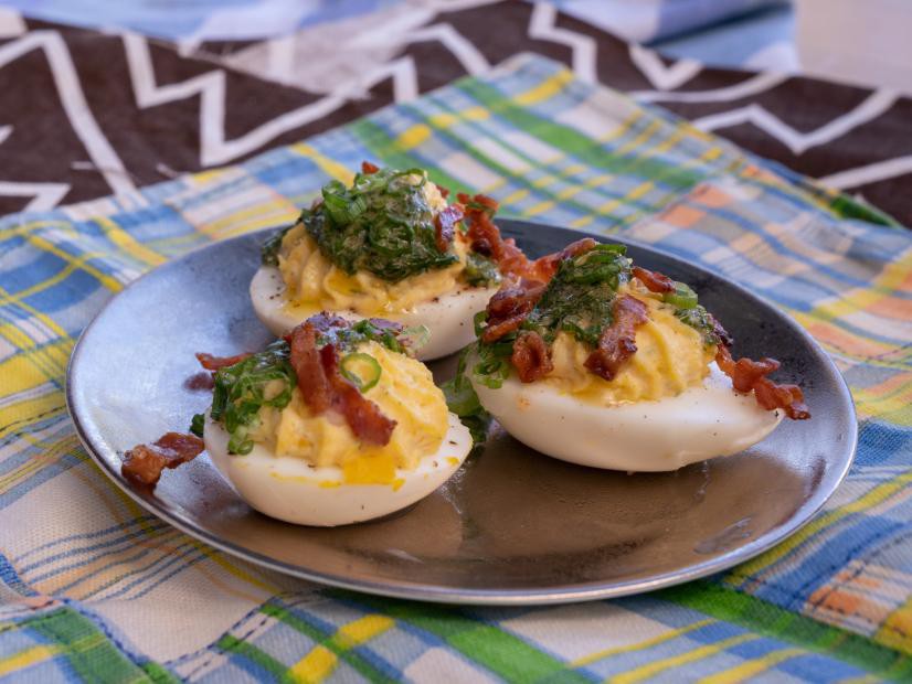 Deviled Eggs with Bacon and Hot Sauce (Easy Norcal Brunch) Alex