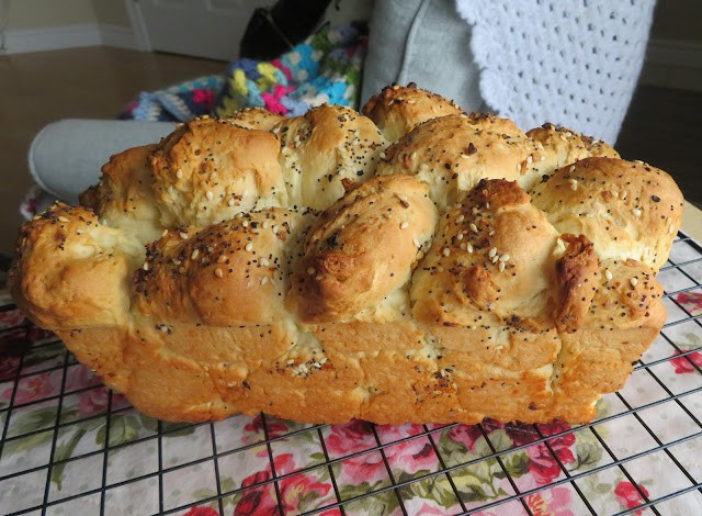 Everything Bagel Bread (bread machine)