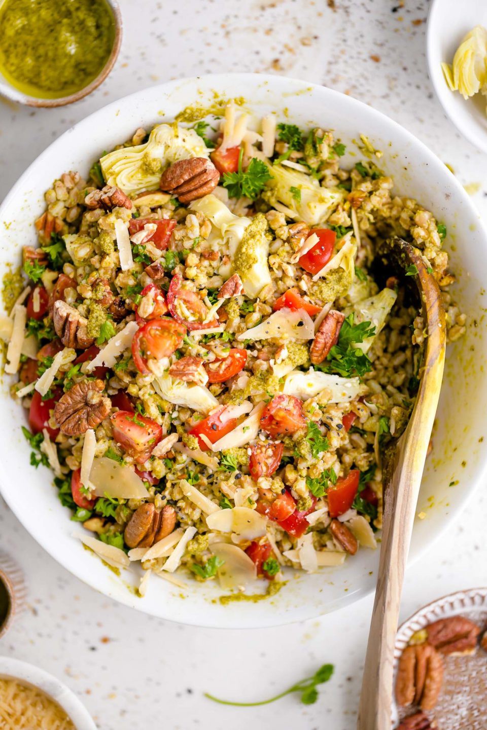 Farro with Pesto, Tomatoes and Pecans | casizzle | Copy Me That