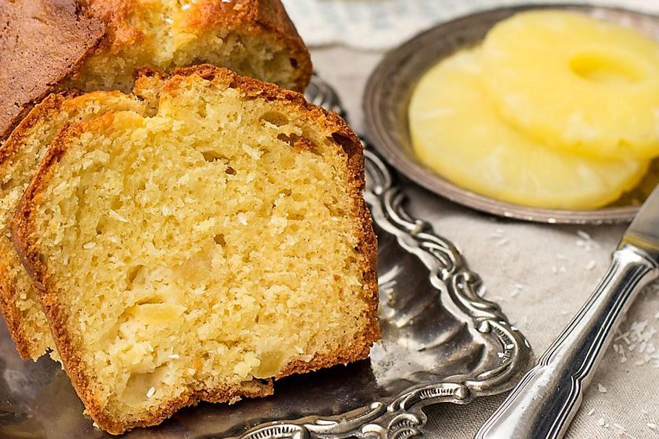 Grandma's Easy Pineapple Bread Recipe Is Unbelievably Moist RWROZELL