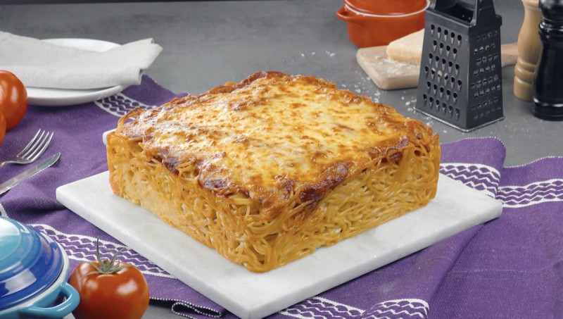 Hearty Spaghetti Cake With Schnitzel And Cheese German Somethinboutmary2 Copy Me That