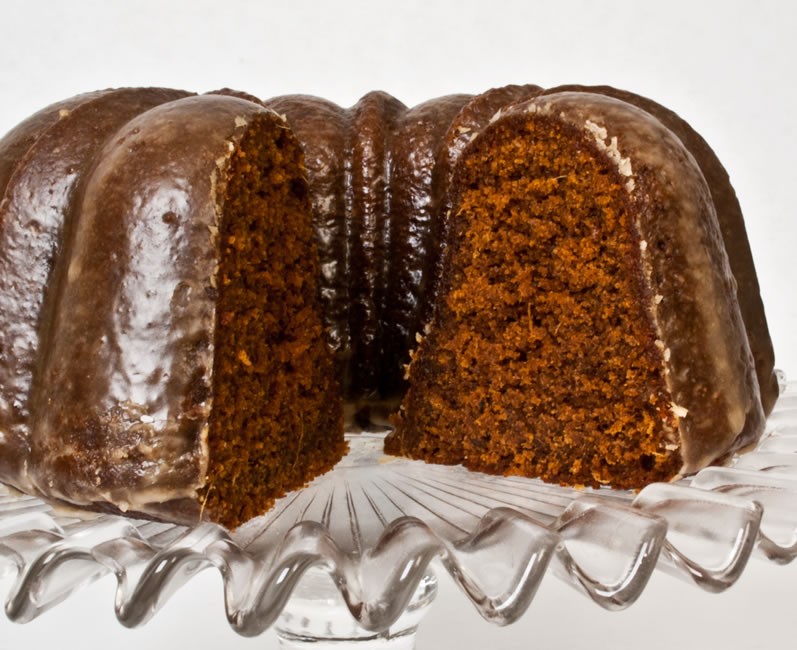 Dark Gingerbread Cake Recipe