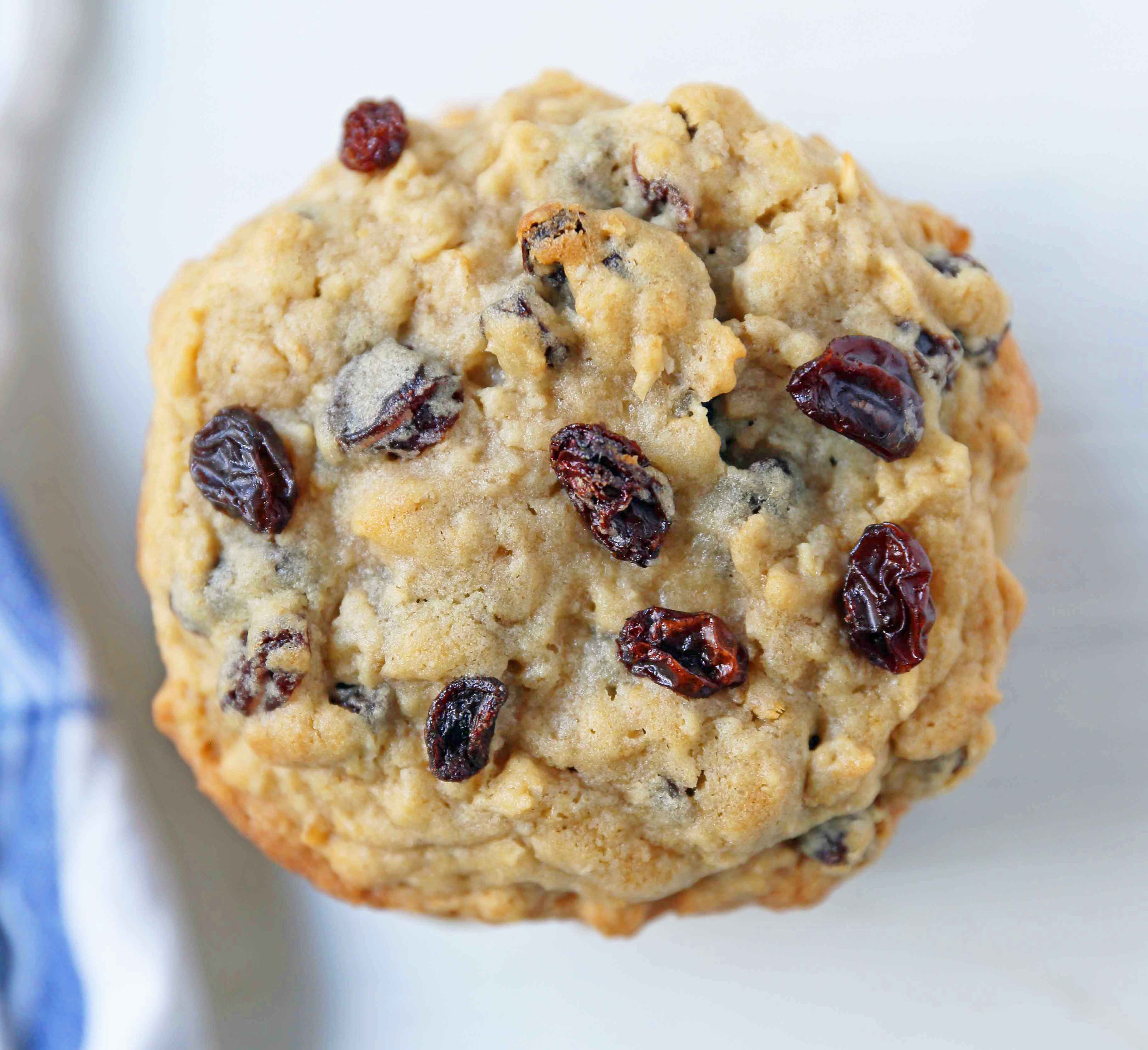 Levain Bakery Oatmeal Raisin Cookies Cindy Hall Copy Me That