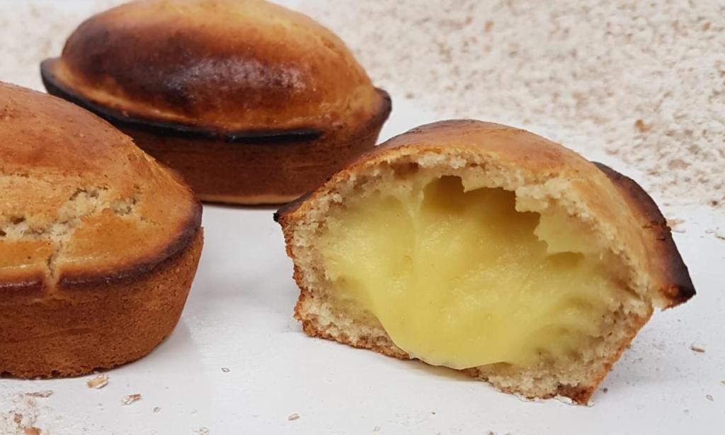 Pasticciotto Leccese (Custard Filled Pastry from the South of Italy), Clara