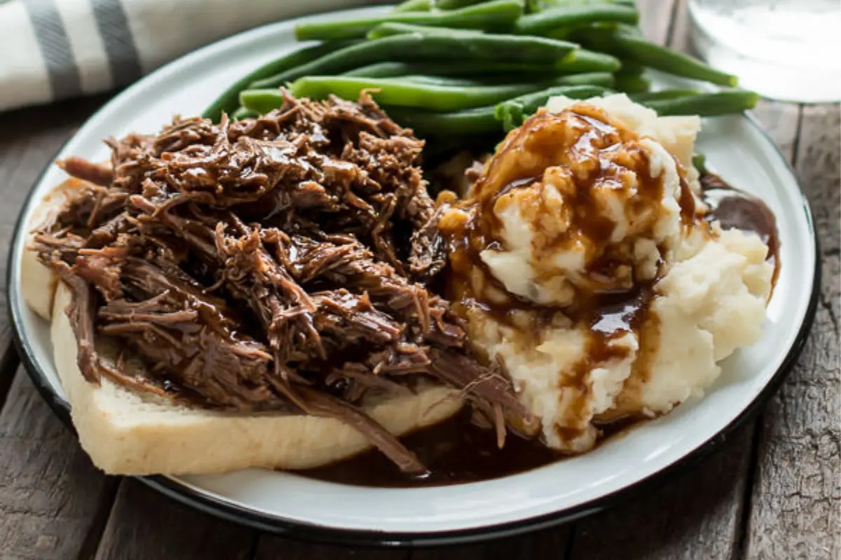 Crock Pot Hot Roast Beef Open Faced Sandwiches KemiZ Copy Me That