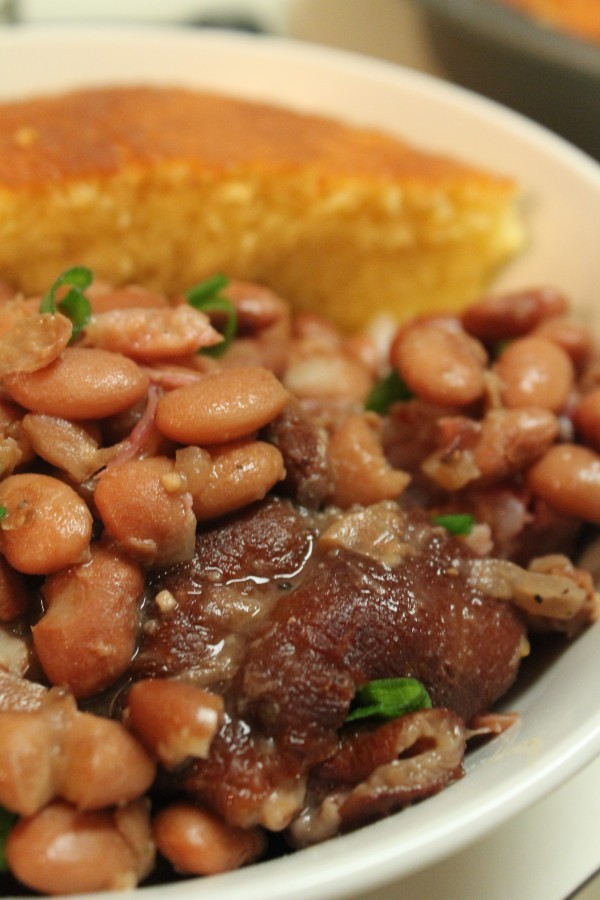 Southern Pinto Beans and Ham Hocks Made in the Crock Pot | Andrea O ...