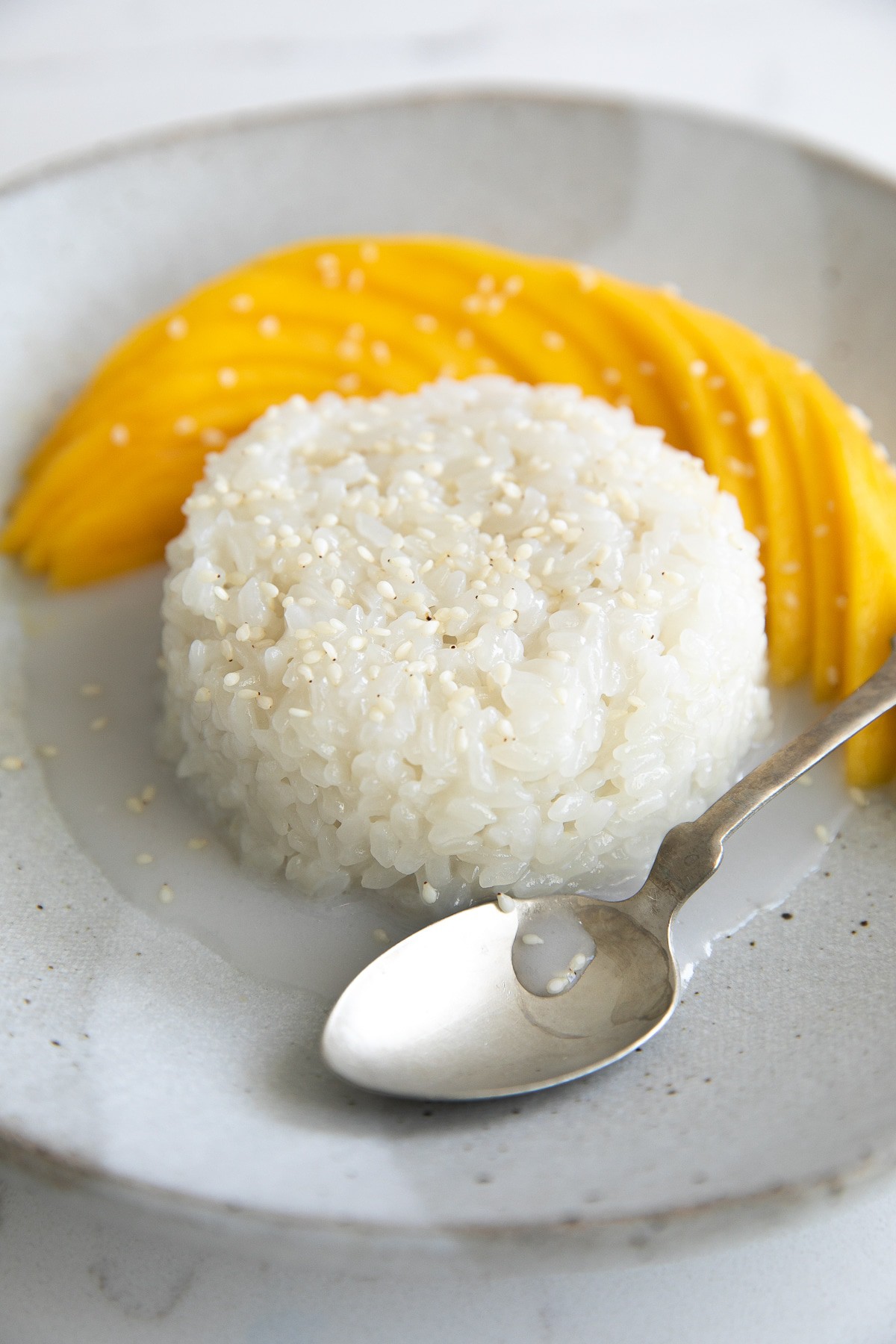 Thai Mango Sticky Rice Recipe (Khao Niaow Ma Muang) | Lynette S. | Copy ...