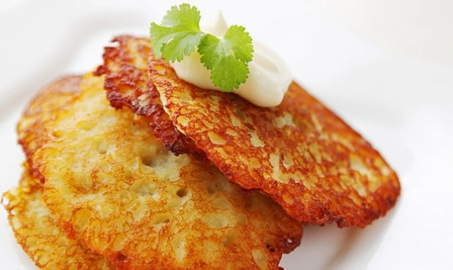 Ukrainian Deruny (Potato Pancakes) - Savas Kitchen