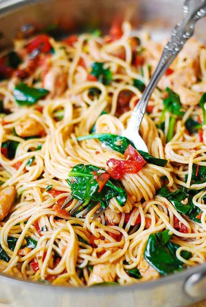 Tomato Spinach Chicken Spaghetti | Judith Ann Mulder | Copy Me That